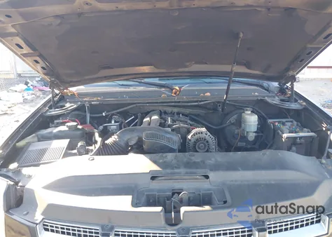 2010 Cadillac Escalade Esv Premium from USA, damaged, VIN 1GYUCJEFXAR103798